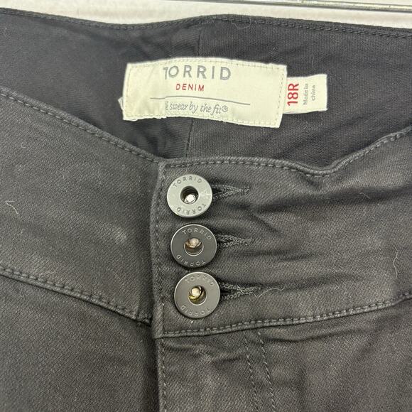 Torrid Denim Jeggings Black Women's Size 18R Three Buttons Skinny Rock Punk Goth - Picture 4 of 7